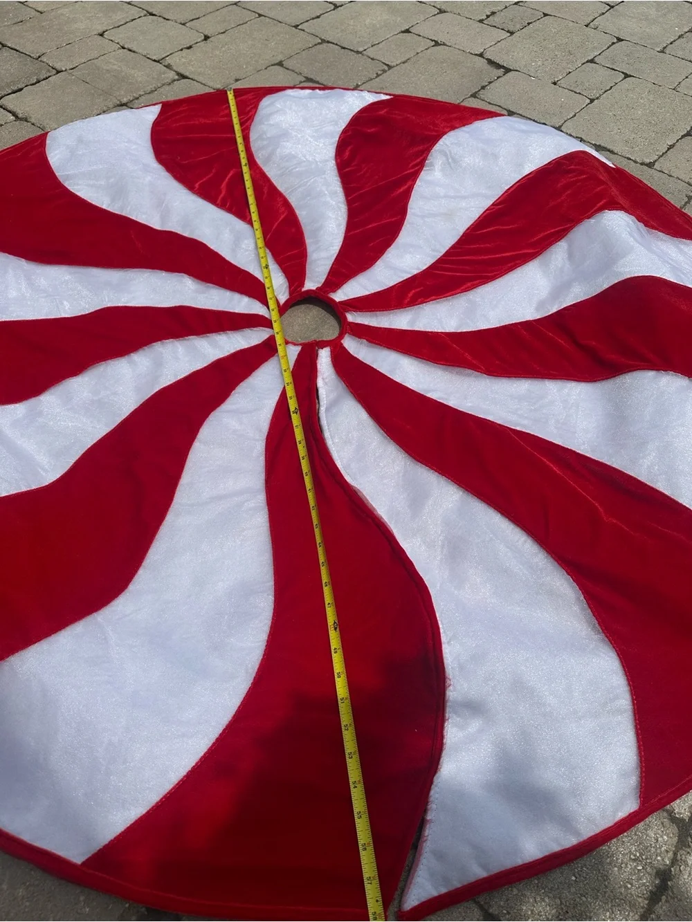 58” Peppermint Twist Indoor Tree Skirt